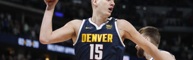 Jokić obezbedio poklone osnovcima za Dan grada Sombora