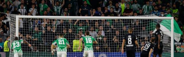 Kostić probudio Brava, Čileanac posle naivno primljenog gola bravurama ostavio Betis u životu (VIDEO)
