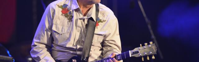 Vlatko vs “Rock opera“: Školski dvočas ili šta (ni)je rokenrol
