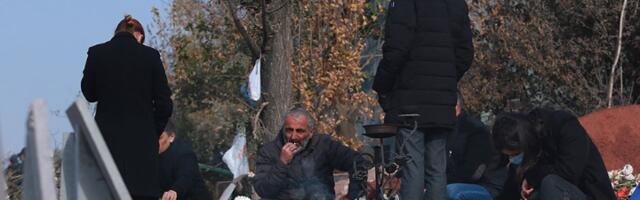 Mnogi naši običaji na groblju nepoželjni u pravoslavlju