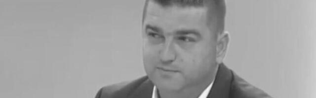 OVO JE NARODNI POSLANIK SRĐAN TODOROVIĆ KOJI JE DANAS POGINUO: U stravičnom udesu mu stradali ŽENA I DETE! Detalji jezive saobraćajke u Republici Srpskoj (FOTO)