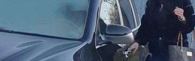 (FOTO) DINA U PIJANOM STANJU! Pronađena je u GRMLJU, pa PRIVEDENA! Isplivala slika - ona sva CRVENA, a evo kako su izgledala KOLA!