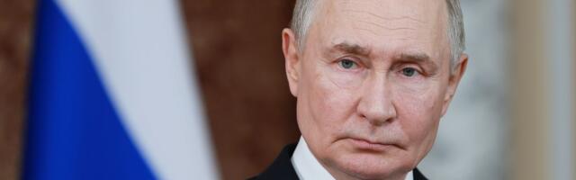 Haos u Hrvatskoj: Bed Blu Bojsi razvili transparent protiv Vladimira Putina, evo šta je na njemu pisalo