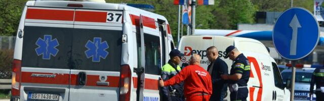 Oboren policajac na motoru: Saobraćajna nezgoda kod Arene