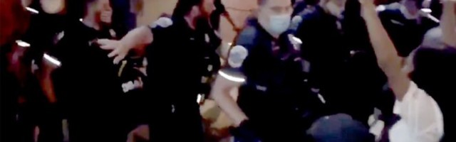 OPET! Policija u Americi brutalno ubila još jednog mladog Afroamerikanca!