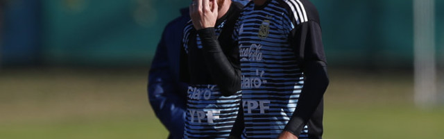Došao je kraj, legenda Argentine i Barselone završila karijeru!