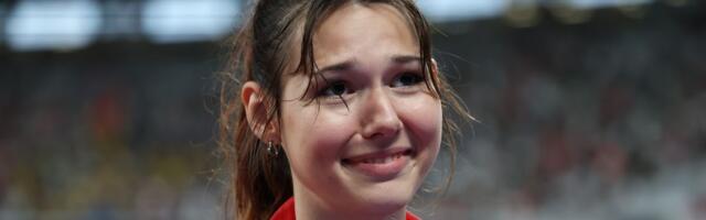 Angelina Topić poslala jaku poruku pred start nove borbe, javila se njena čuvena mama i pecnula je pred svima