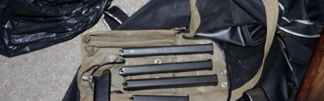 SPEKTAKULARNA AKCIJA HAPŠENJA! Pronađen arsenal oružja - UHAPŠEN MUŠKARAC! (FOTO, VIDEO)