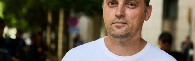 Одбио лого „Да је вјечна“, па разријешен директор школе у Плужинама