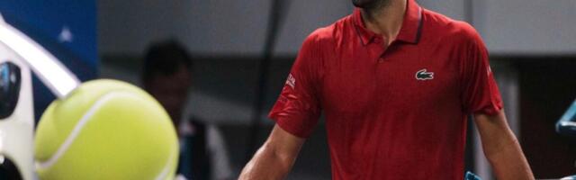 Novak Đoković u Beogradu odradio trening sa 807. teniserom sveta (Foto)