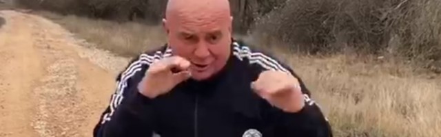 SMEHOTRESNO! Palma opet protiv korone. A, evo čime će se ljudi, prema njemu, lečiti kad polude od stresa zbog nje!
