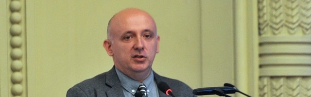 ZAŠTO JE JELISAVETA DEMANTOVALA SAMU SEBE? Oglasio se predsednik UNS: Mora javno da kaže ko je vršio pritisak na nju!