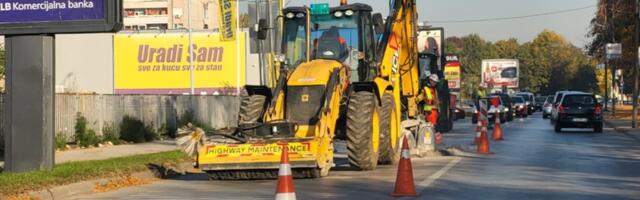 Успорен саобраћај у улици Драгише Мишовића