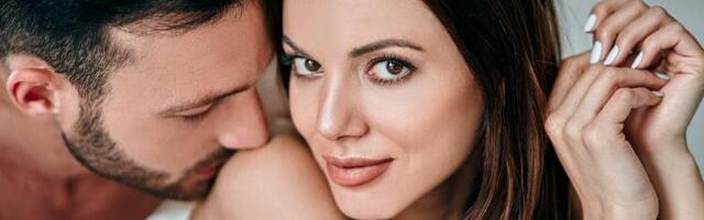 Seks poza sa kojom ćete je dovesti do ludila