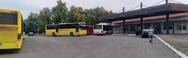 Leskovac: Isplaćene subvencije za besplatan prevoz povlašćenih kategorija putnika u iznosu od 14 miliona