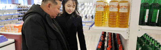 Ким Џонг Ун са ћерком на отварању хотела - ово је доказ растућег статуса земље