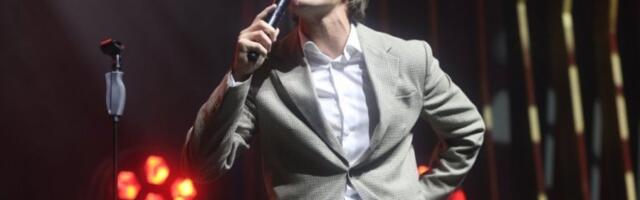 PRAVI SNIMAK SA KONCERTA JAKOVA JOZINOVIĆA: Zbog OVOGA je HITNO prekinut nastup, moralo OBEZBEĐENJE da reaguje! (VIDEO)