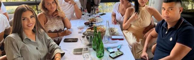 Zlata Petrović sa najmilijima za stolom: Svi se okupili posebnim povodom, tu su i Miki Dudić i Ena Čolić
