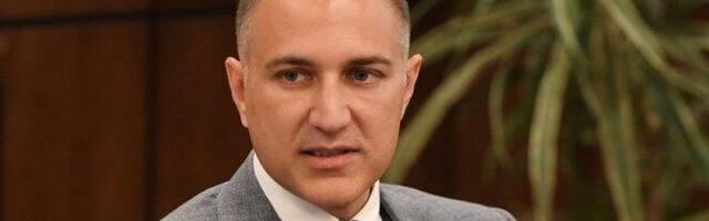 AFERA 'PRISLUŠKIVANJE' - OVO JE JEDINA OPTUŽBA KOJU MINISTAR NIJE DEMANTOVAO! Zbog čega Stefanović već sedam dana ćuti o prisluškivanju Vučića?