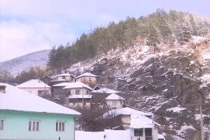 У Трговишту ванредно због снега, непроходно до најудаљенијих, школе не раде до среде
