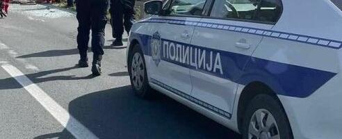 Muškarac zatečen kako visi na traktorskoj prikolici! Sin zatekao jezive scene