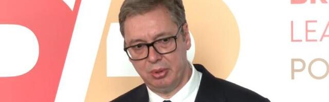 "MI SMO ZEMLJA KOJA SAMOSTALNO DONOSI SVOJE ODLUKE, I TAKO ĆE UVEK BITI" Oglasio se predsednik Vučić iz Tivta pa poručio jedno: Ja se ponosim time... (VIDEO)