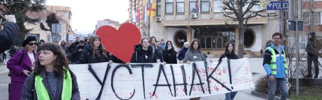 Predsretenjski protest u Vranju: Tražim pravdu moja Slavice FOTO/VIDEO