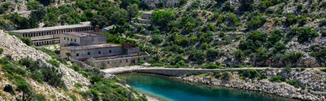 Kako danas izgleda Goli otok? Prizor uteruje strah u kosti (FOTO)