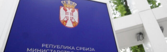 Највећи пријављени годишњи приход појединца - 1,6 милијарди динара