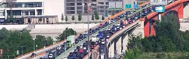 Lančani sudar na Gazeli: Ima povređenih