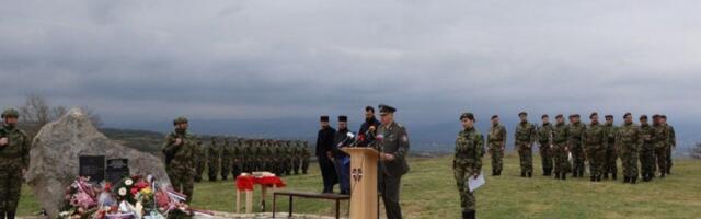 SEĆANjE NA VOJNIKE - ŽRTVE NATO: Navršilo se 26 godina od pogibije sedmorice pripadnika JNA u Reljanu kod Preševa