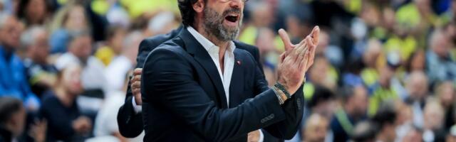 TOMA TOMOVIĆ OSTAJE NA KLUPI ZVEZDE: Srušio Fener pa dobio novi posao!