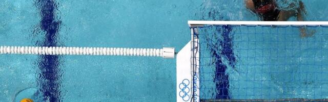 VATERPOLO LIGA ŠAMPIONA: Radnički posle preokreta pobedio Mladost