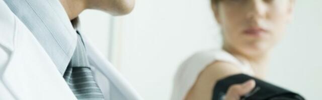 KARDIOLOZI OTKRILI ZAŠTO PRITISAK SKAČE POPODNE! Ne možete da pretpostavite šta je OKIDAČ