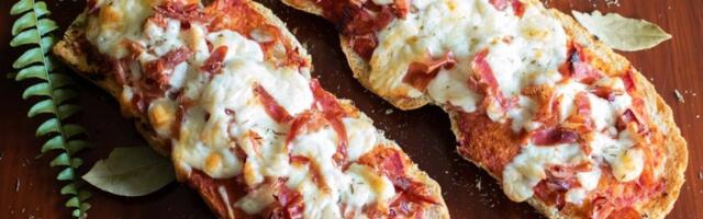 Francuska pica na bagetu gotova za 10 minuta: Hrskava spolja, sočna iznutra