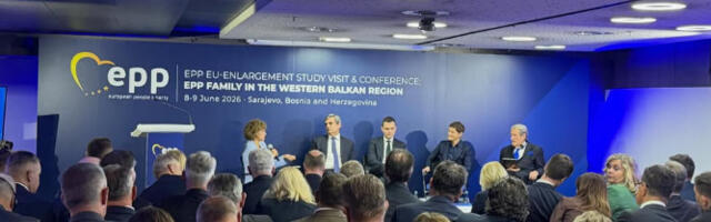 “Nastavljamo da radimo na evropskom putu Srbije”: Brnabić u Sarajevu na panelu u organizaciji EPP (FOTO)