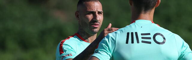 "BOLJE DA STANEM - REĆI ĆU STVARI ZBOG KOJIH ĆU ZAŽALITI" Legenda Portugala eksplodirala posle eliminacije: Ovo niko nije smeo da kaže naglas!