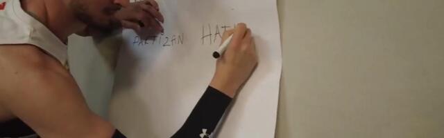 Bursa prozvala Partizan provokativnom pesmom, ispred Alimpijevića stajala poruka za crno-bele /VIDEO/