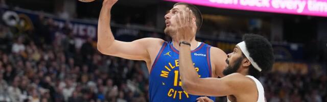 Nezapamćena tragedija Denvera, džabe i treći vezani tripl-dabl Jokića, Klivlend slavio u poslednjim momentima