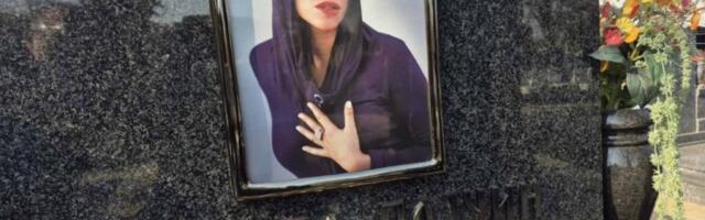 SABLASNA SCENA NA GROBU KSENIJE PAJČIN NA DAN GODIŠNJICE: Pogledajte šta smo zatekli na licu mesta, OVAJ detalj slama srce! (VIDEO)