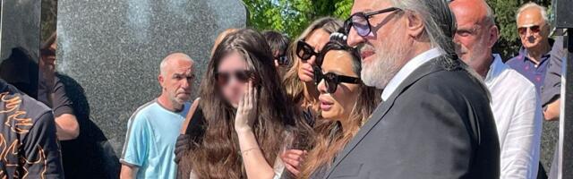PRVA SUPRUGA VIDOJA RISTOVIĆA DOŠLA NA POMEN, od Nikoline Pišek ni traga ni glasa