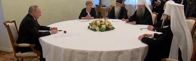 „Srbija u Ruskom svetu, obojena revolucija, Vučić dolazi u Moskvu…“: Prenosimo kompletan razgovor patrijarha Porfirija i Putina (VIDEO)