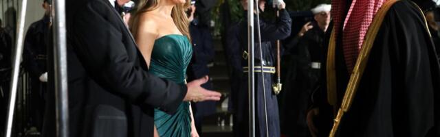 Melanija Tramp nije slučajno obukla moćnu haljinu za susret sa saudijskim princom: Prva dama SAD zna šta treba da uradi i to radi odlično