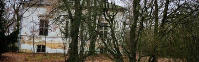 Njive skuplje od dvorca: Kako je zemlja u Dobanovcima nadmašila cenu istorijske vile Dunđerski