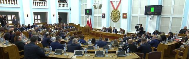 U Crnoj Gori bez podrške predlog o uvođenju srpske trobojke kao državne zastave