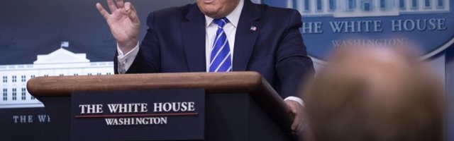 "MOŽEMO LI UBRIZGATI SREDSTVO ZA DEZINFEKCIJU U PACIJENTA?" Tramp je mrtav ozbiljan postavio ovo pitanje i ŠOKIRAO SVET! I to nije sve!