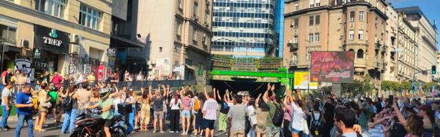 Protesti u Srbiji nastavljeni blokadom puteva