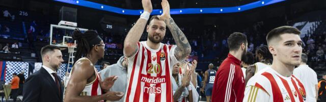 Plejmejker Zvezde pred put u Istanbul uslikan u noćnom klubu sa cigarom (FOTO)