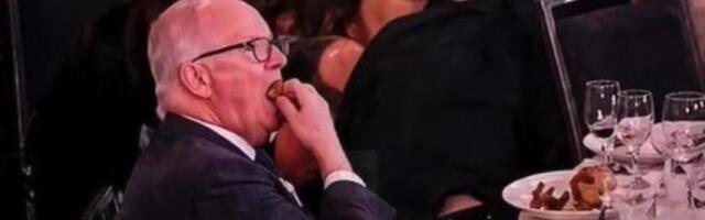 "MA, KOJA PUCAČINA, KOJI TRAMP": Reakcija gospodina koji DOK LETE MECI oko njega JEDE U SALI zapalila mreže! (VIDEO)