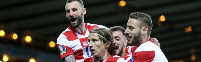 Hrvatska je u osmini finala: Majstorije Modrića i Perišića odvele “Vatrene” do pobede nad Škotskom